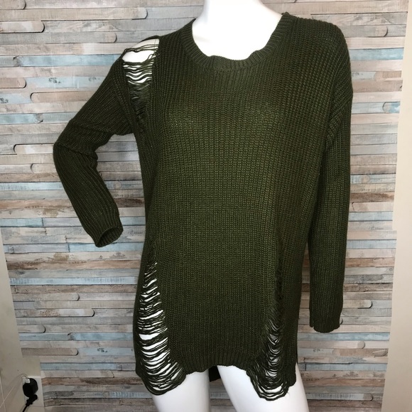 Tops - Green distressed long fit sweater loose oversized